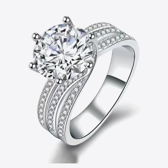 3 Carat Moissanite Three-Layer Ring in a size 8.5 - Picture 1 of 6
